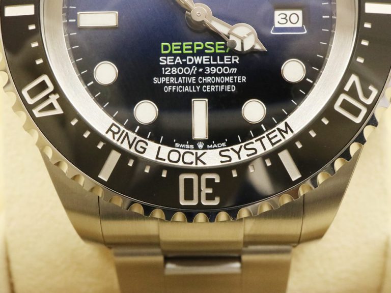 人気質屋ブログ～ロレックス ディープシーDブルー 116660と126660の違い・比較編～【愛知・岐阜の質屋