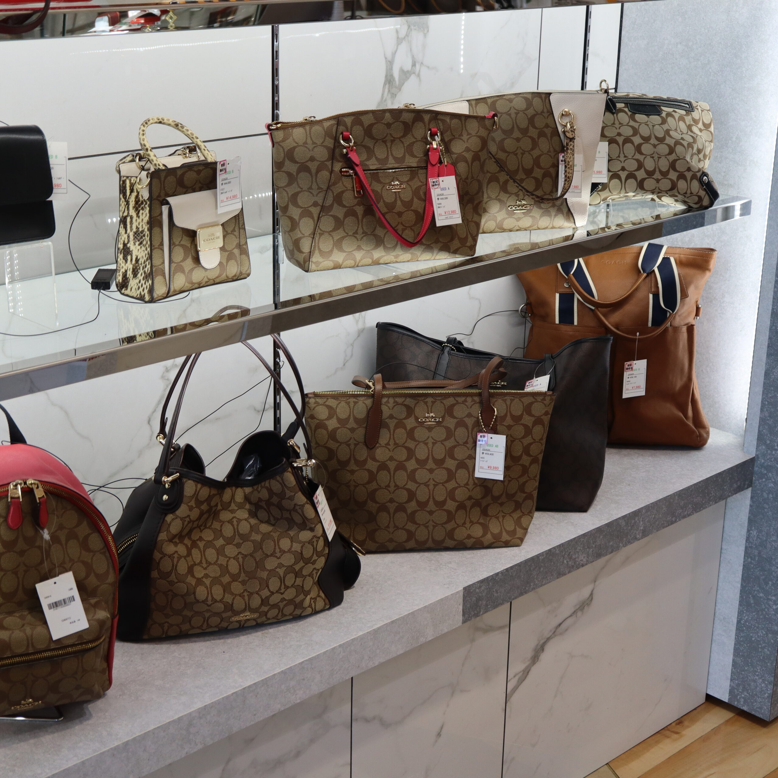 中古が激安】コーチのバッグは恥ずかしい？買うと後悔する？【小牧  