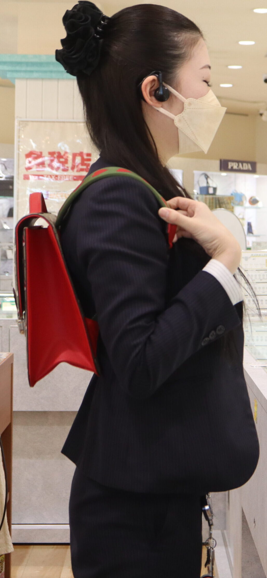 GUCCIチルドレン　デニム　12歳サイズ　レディース 大人もOK！GUCCI チルドレン デニムスカート 刺繍 虎 (GUCCI