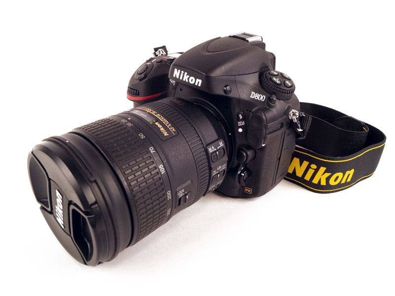 NIKON【ニコン】デジタル一眼レフカメラD800 28-300レンズキット AF-S 28-300mm付属 D800LK28-300  シャッター回数207回【中古】F68-2891 USED-SA かんてい局本社