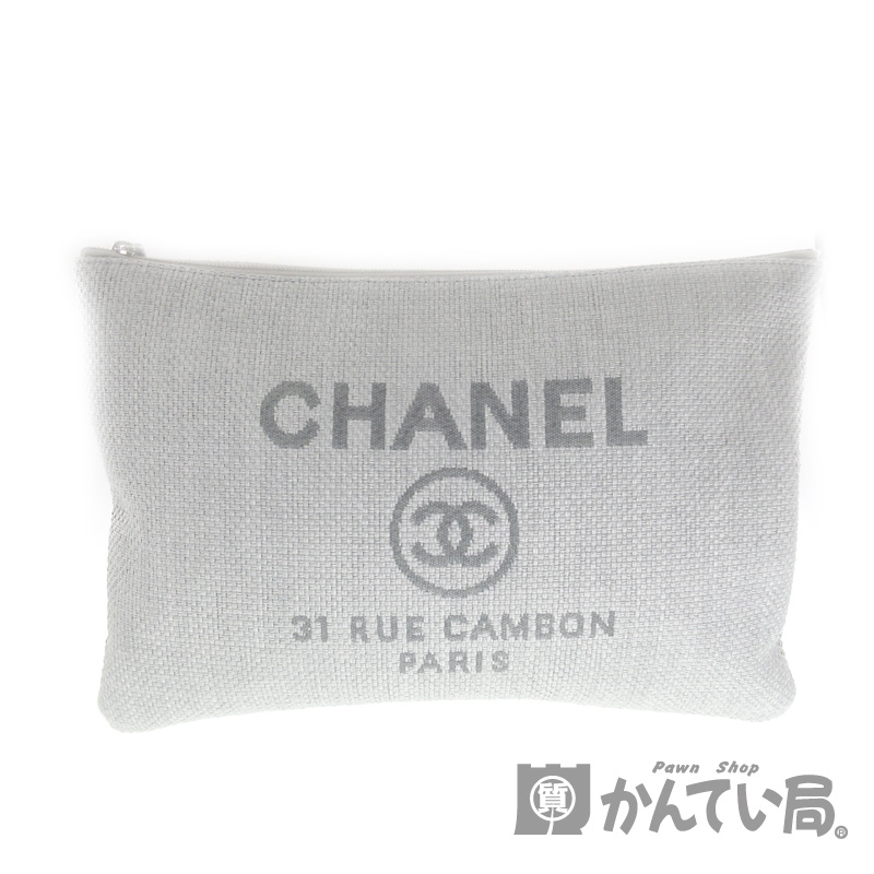 CHANEL【シャネル】『クラッチバッグ』　ナイロンキャンバス　グレー系　レディース　メンズ　ユニセックス　コンパクト　シンプル　ファッション　【中古】USED-A【8】k2000465　質屋　かんてい局春日井店