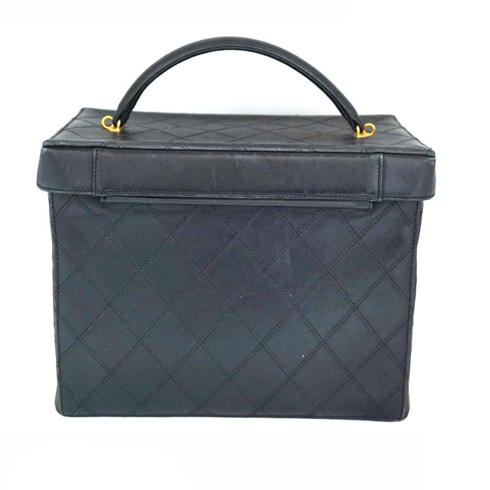 質屋かんてい局オンラインショップ / CHANEL【シャネル】A01620