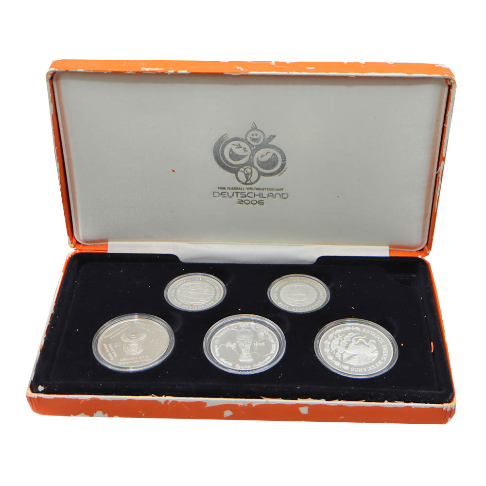 質屋かんてい局オンラインショップ / 茜部店 銀貨5枚セット 2006年