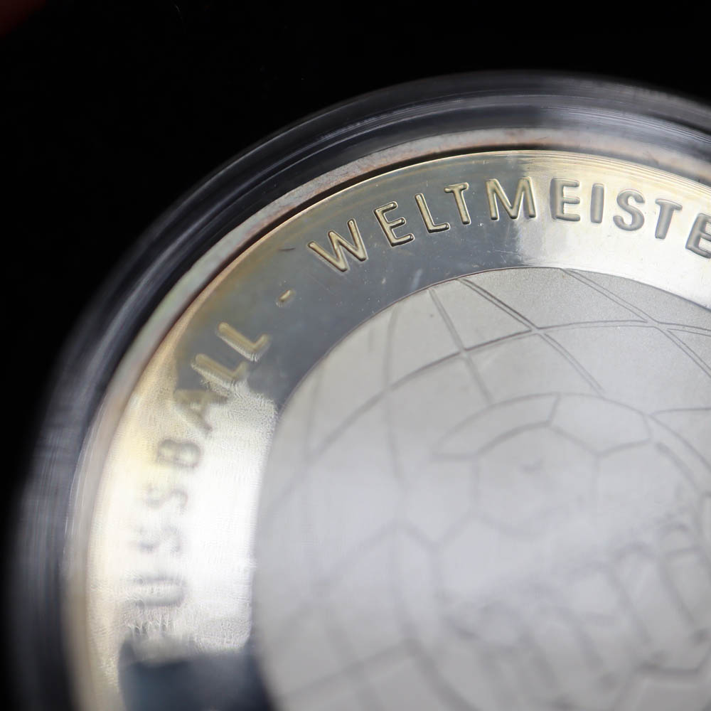 質屋かんてい局オンラインショップ / 茜部店 銀貨5枚セット 2006年