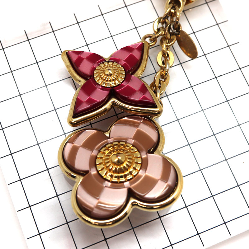 極美品　ルイヴィトン　ビジューサック　モザイク　ピンク　チャーム　キーホルダー 楽天市場】LOUIS VUITTON ルイ ヴィトン ビジュー サック クール