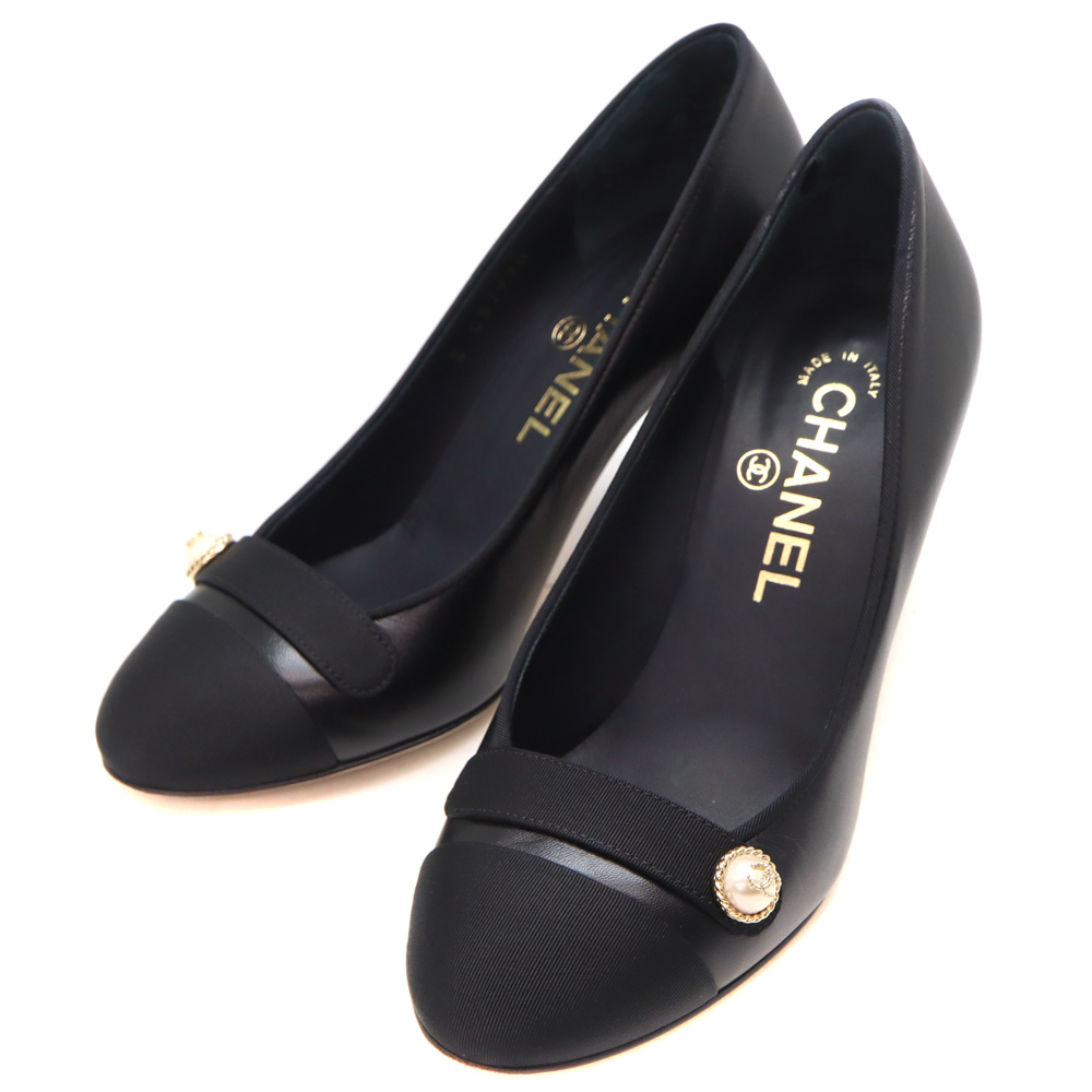 シャネル Chanel パールボタンパンプス 靴 ブラック　35C 22cm 【中古】
