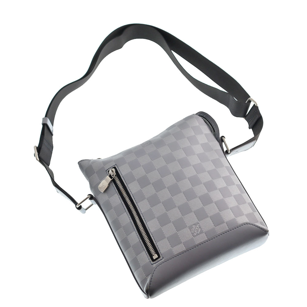 LOUIS VUITTON【ルイヴィトン】N40121　ディスカバリーメッセンジャーPM　ダミエ・アンフィニ　シルバー系×ブラック系　メンズ　 ショルダーバッグ　ブランド　鞄　【中古】USED-B【6】k21-2343　質屋　かんてい局春日井店