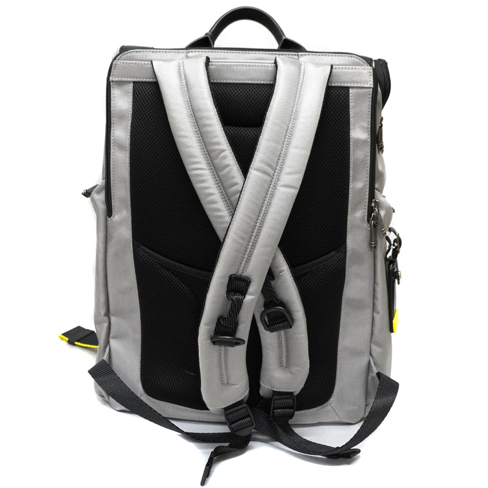 TUMI ICA グレー レザーバッグ バッグパック レザー リュック・バック