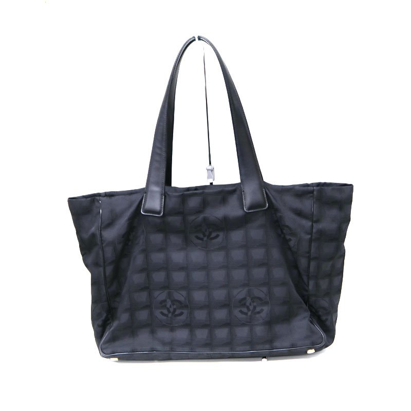 可愛すぎるフェミニンデザイン♪ A21 CHANEL シャネル ニュートラベル