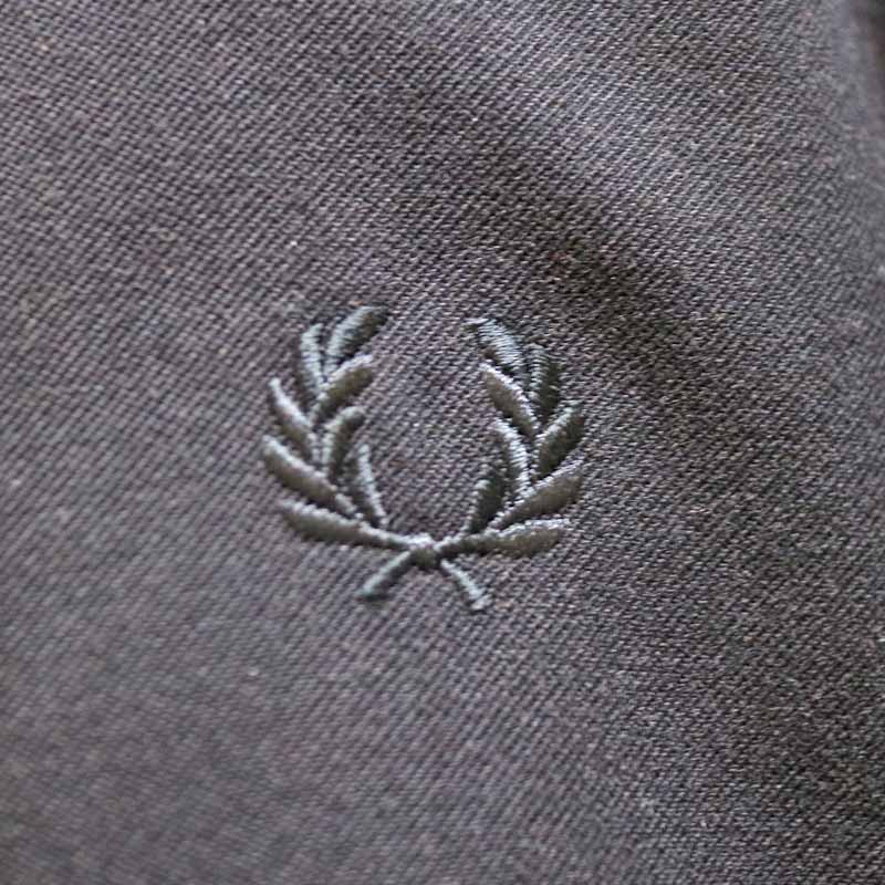 FRED PERRY【フレッドペリー】J5803 ハリントンジャケット LAUREL WREATH CUT-AWAY HARRINGTON  JACKET ローレルリース 再構築 サイズ42 メンズ ブラック系×レッド系 タータンチェック 【中古】USED-8 質屋かんてい局 小牧店  c21-2372