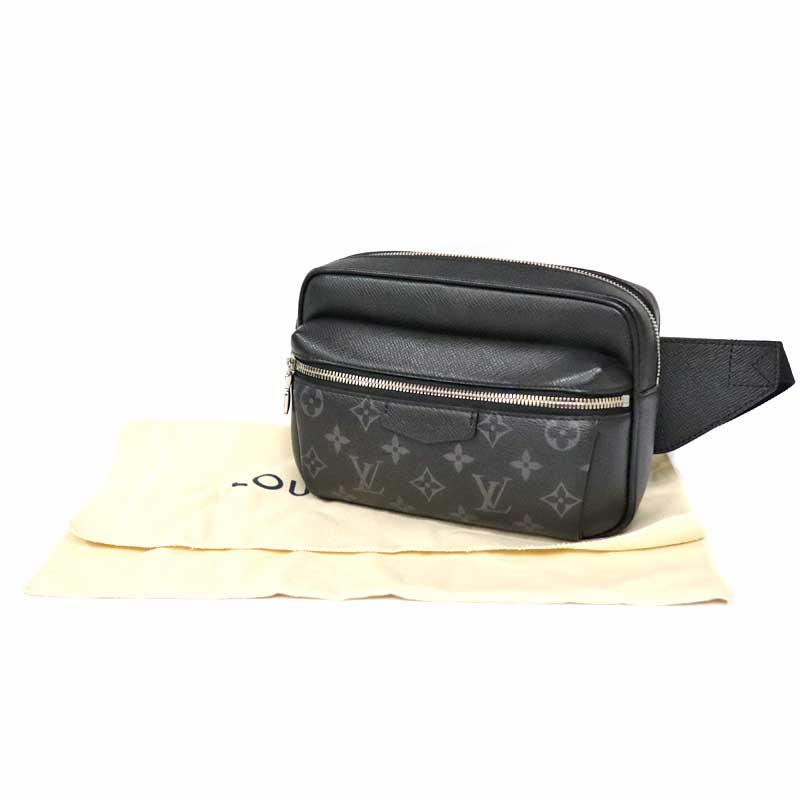 【極美品】ルイヴィトン　モノグラムエクリプス　バムバッグ　アウトドア　ボディ　黒 LOUIS VUITTON ルイヴィトン バッグ メンズ モノグラム