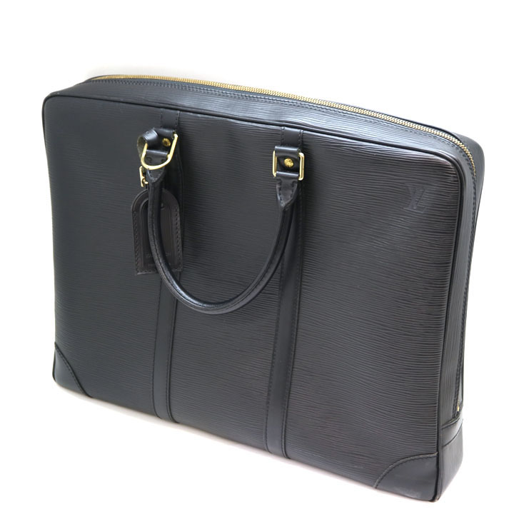 定価20万★極美品★ルイヴィトン エピ ポルトドキュマン ヴォワヤージュ 黒 極美品 VUITTONルイヴィトン エピ ポルト ドキュマン ヴォワヤージュ