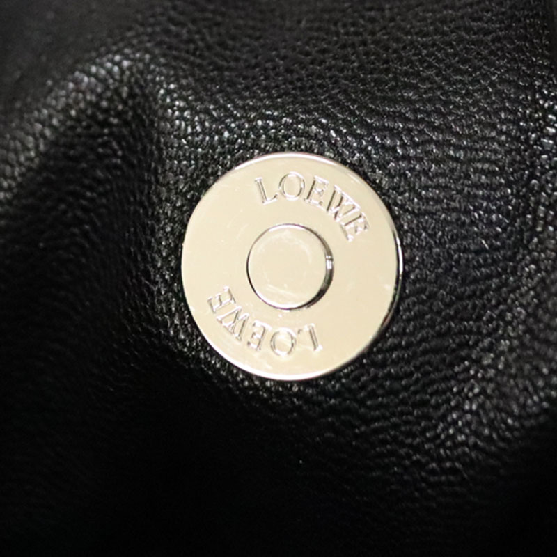 質屋かんてい局オンラインショップ / 小牧店 LOEWE【ロエベ】380.97