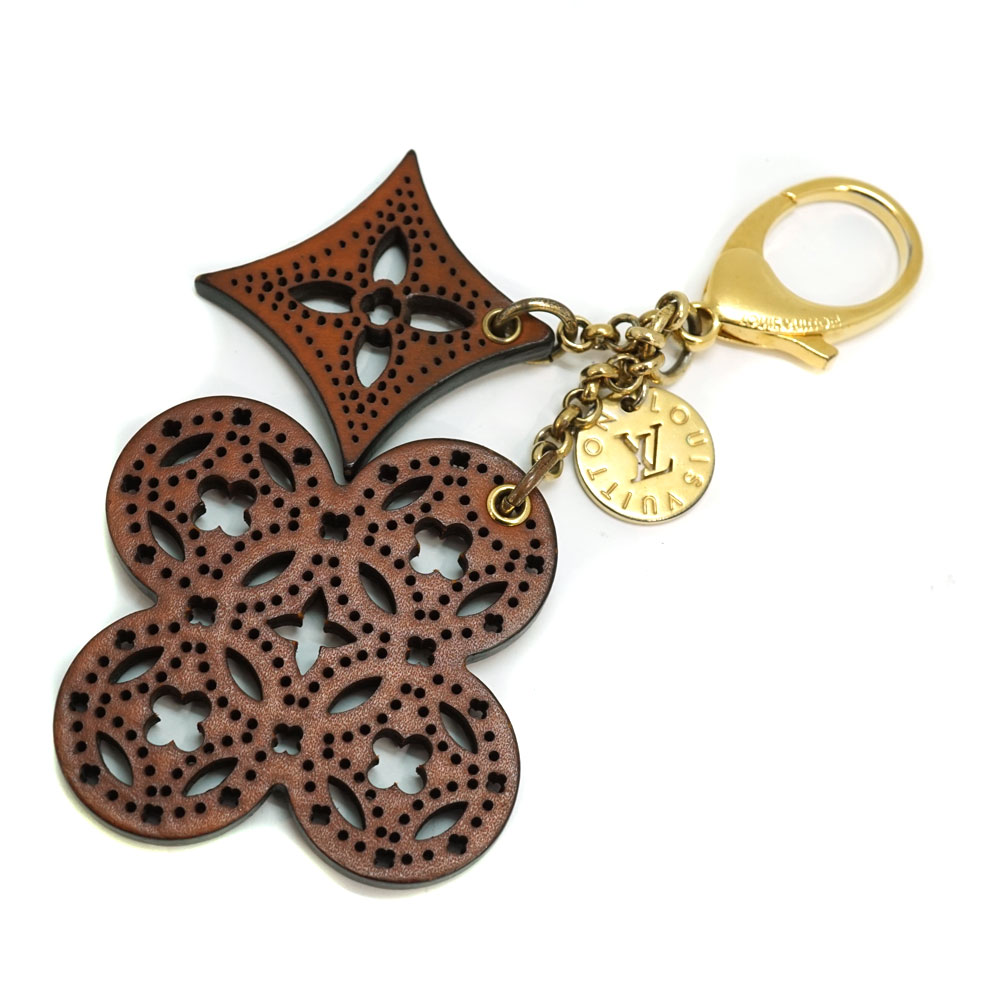 LOUIS VUITTON 花モチーフ キーホルダー Louis Vuitton フラワーモチーフ キーホルダー LOUIS VUITTON