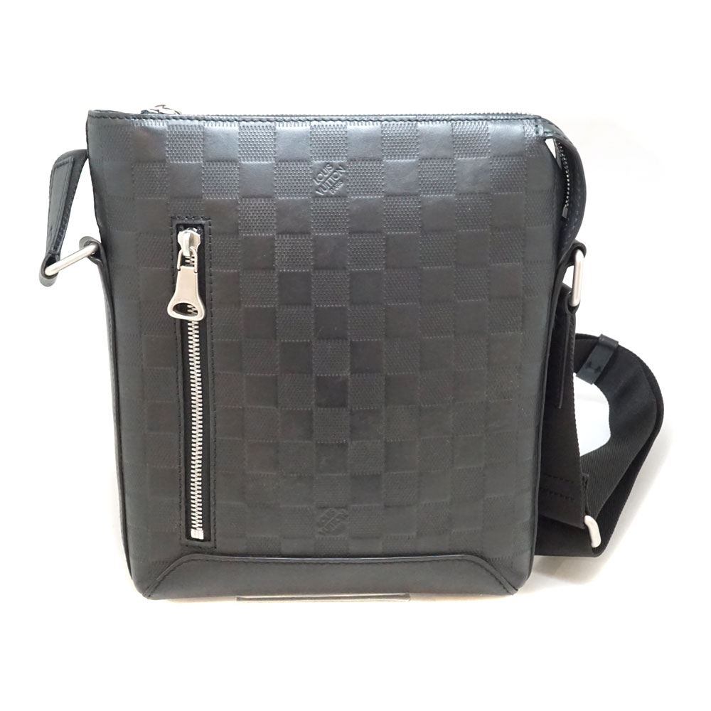 Louis Vuitton ブラック ショルダーバッグ 12月10日まで出品！ Louis Vuitton ブラック ショルダーバッグ 12月10日まで出品！