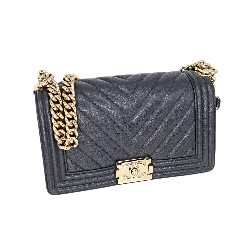 ボーイシャネル Vステッチ キャビアスキン チェーンショルダー ボーイ