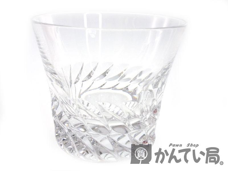 バカラ　四葉　クローバーオーナメント　Baccarat バカラ フィギュリン ○ クローバー 置物 クリスタル 6cm