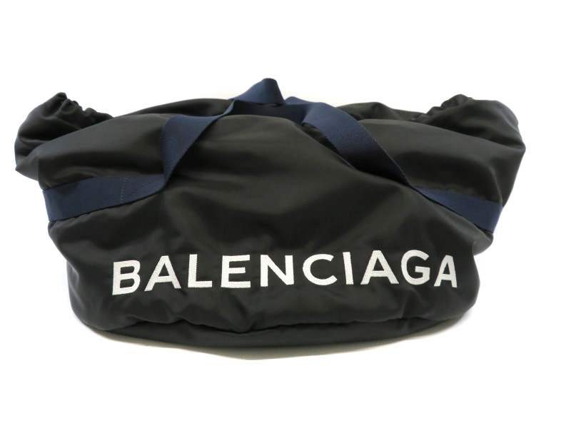 BALENCIAGA【バレンシアガ】～タイヤカバーからインスピレーション