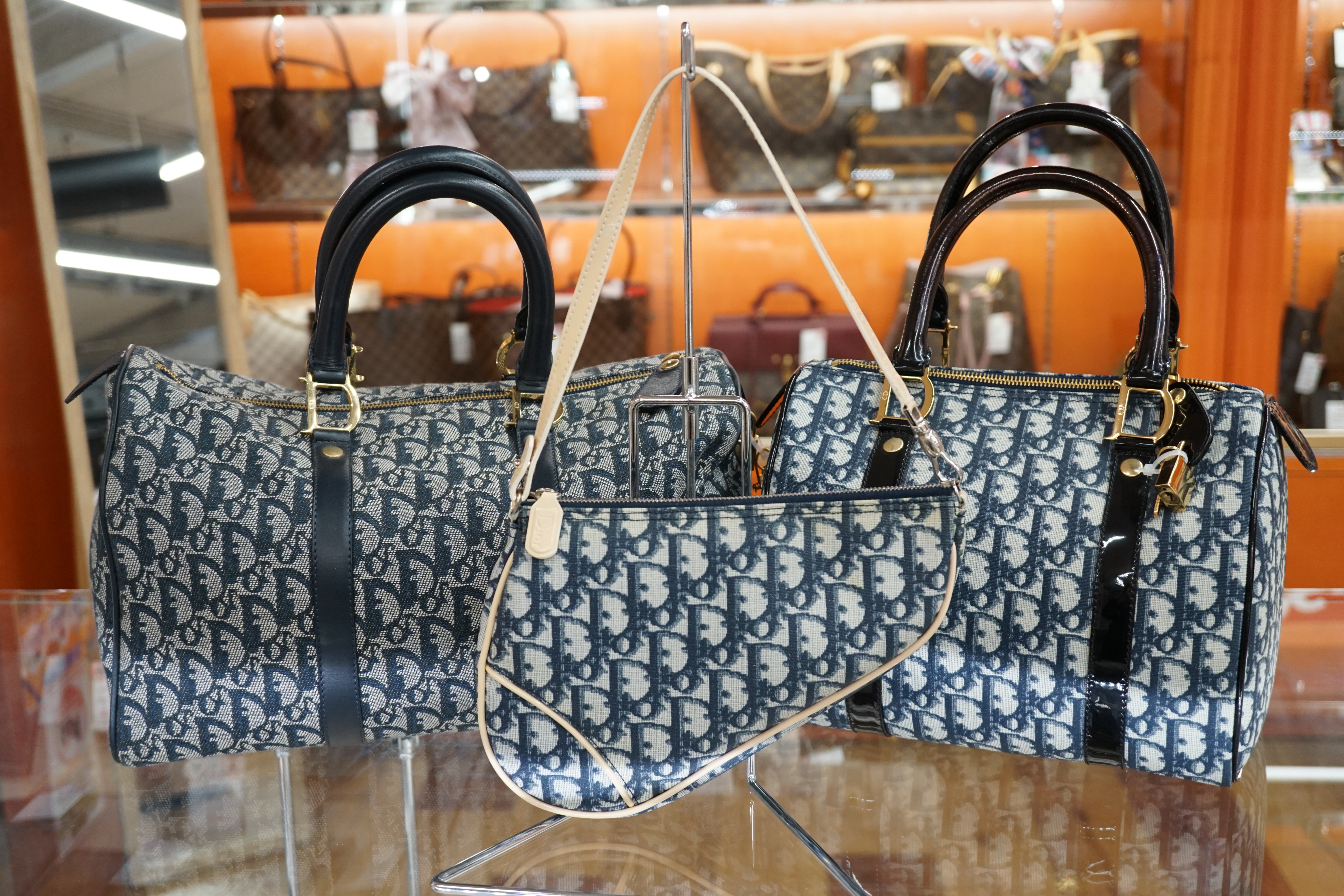 東京都内の店舗 Dior ディオール　トロッター柄　ミニハンドバッグ　ポーチ ハンドバッグ