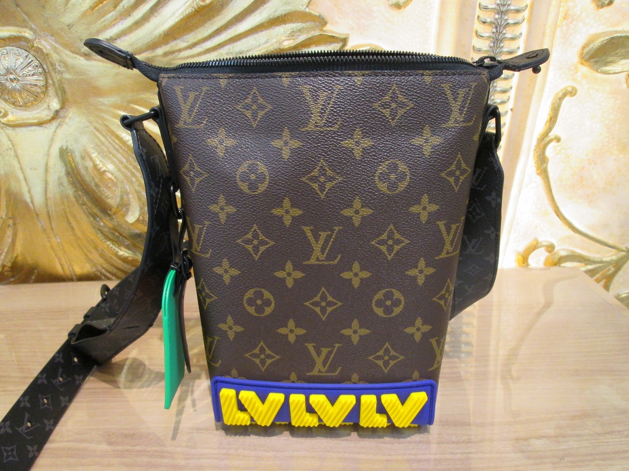 ルイ・ヴィトン LOUIS VUITTON クルーザー メッセンジャー M67966 モノグラム/モノグラム・エクリプスキャンバス メンズ ショルダーバッグ