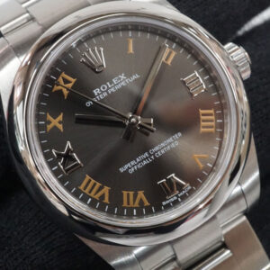 腕時計の買取価格は外装状態により異なります。